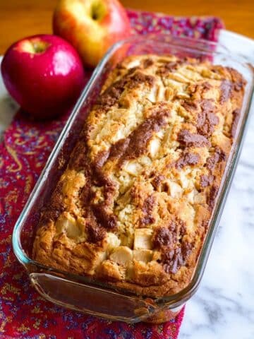 Homemade Apple Cinnamon Bread Recipe