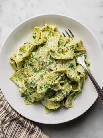 Creamy Artichoke Pesto Pasta Recipe