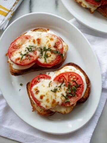 Cheesy Baked Tomatoes Recipe