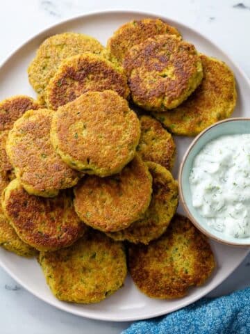Cauliflower Paneer Fritters with Mint Yogurt Sauce Recipe