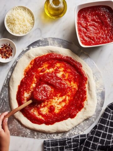 Easy 5-Minute Homemade Pizza Sauce Recipe