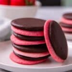 Frozen Strawberry Chips with Chocolate Dip Recipe