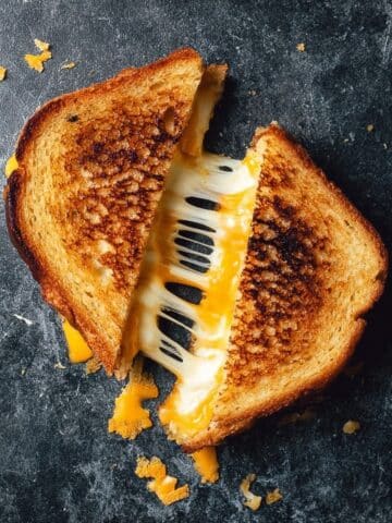 Perfectly Crispy Grilled Cheese Sandwich with Sharp Cheddar and Gruyère Recipe