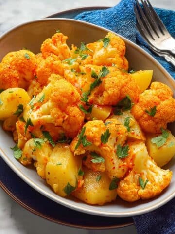 Greek Braised Cauliflower (Kounoupidi Kapama) Recipe