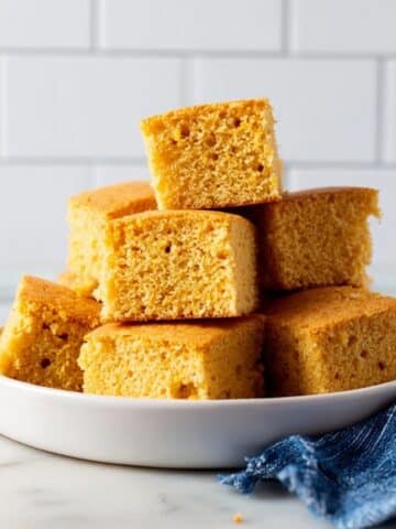 Homemade Cornbread Recipe