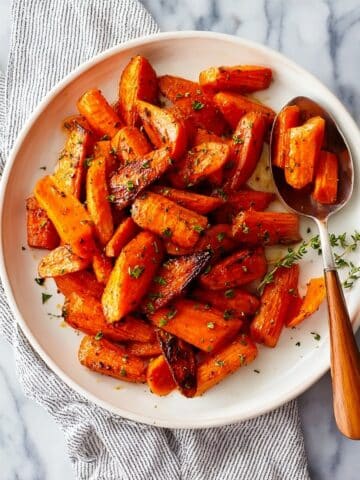 Roasted Carrots with Honey and Parsley Recipe