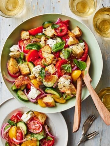 Summer Tomato and Basil Panzanella Salad Recipe